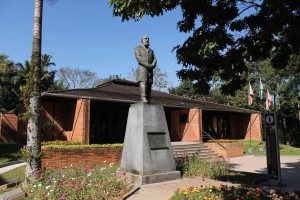 Monumento Dr. Bluemenau